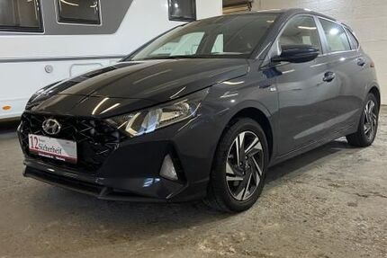 Hyundai i20 14.550 km 16.990 &euro; Würzburg 97074