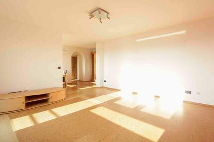 Wohnung Würzburg Lengfeld - 3 Zimmer, 89 m&sup2;, 275.000&euro; | Angebot:25716446