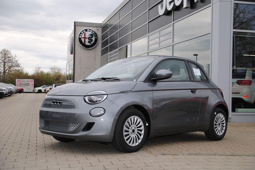 Fiat 500e 8.850 km 23.990 € Würzburg 97076