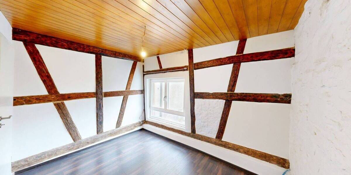 Mehrfamilienhaus, Wohnhaus Kitzingen Repperndorf - 6 Zimmer, 225 m&sup2;, 385.000&euro; | Angebot:25997026