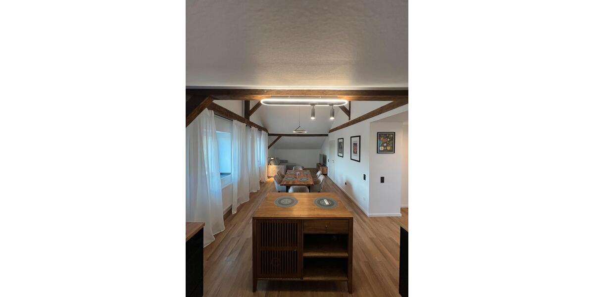 Dachgeschoßwohnung Würzburg Lengfeld - 2.5 Zimmer, 78 m&sup2;, 1.000&euro; | Angebot:25303505