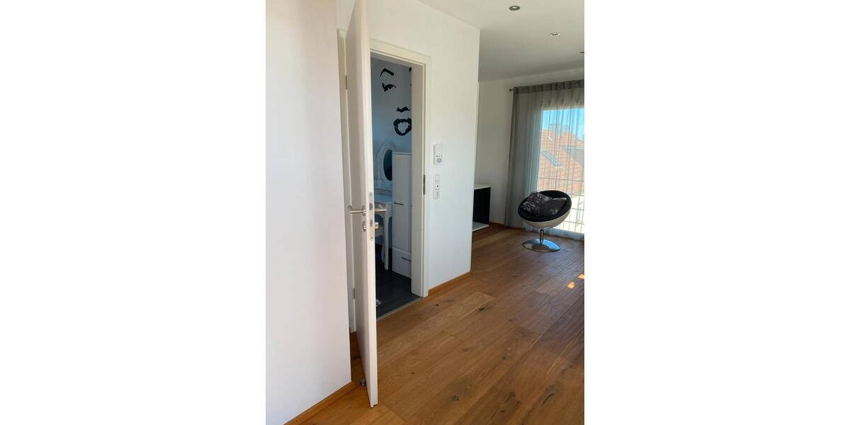 Dachgeschoßwohnung Würzburg Frauenland - 1 Zimmer, 50 m&sup2;, 950&euro; | Angebot:26284502