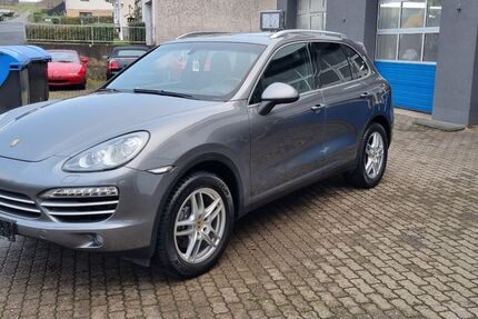 Porsche Cayenne 230.000 km 19.990 € Stammheim 97509