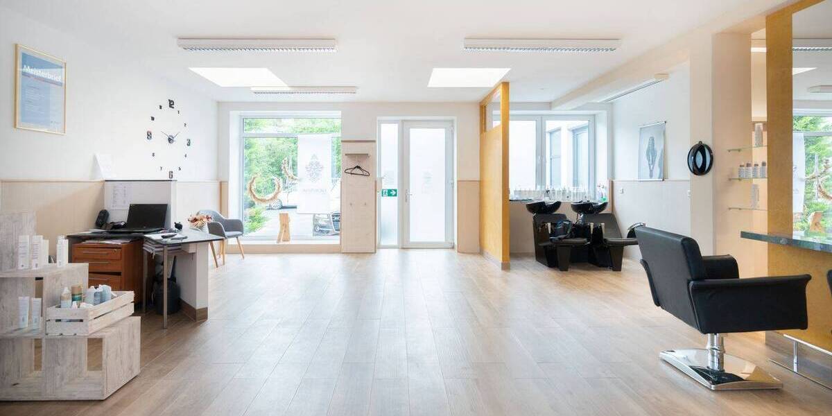 Mehrfamilienhaus, Wohnhaus Zell am Main - 2 Zimmer, 1 m&sup2;, 2.700.000&euro; | Angebot:25682353