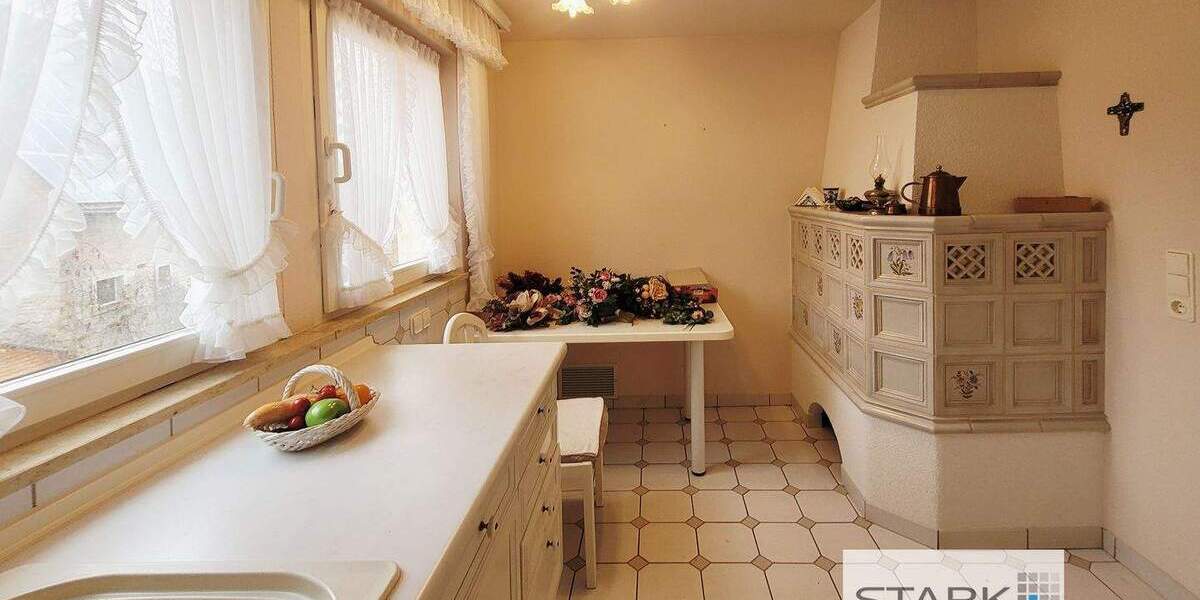 Bauernhaus, Landhaus Gaukönigshofen - 1 Zimmer, 240 m&sup2;, 389.000&euro; | Angebot:26486501