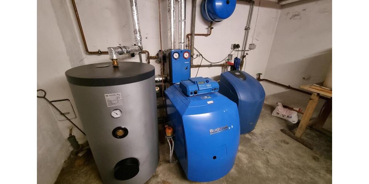 Doppelhaushälfte voll unterkellert mit Doppelgarage zimmer