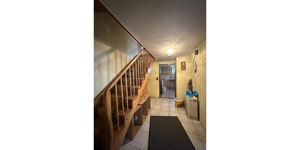 Mehrfamilienhaus, Wohnhaus Werbach - 7 Zimmer, 135 m&sup2;, 135.000&euro; | Angebot:25802708