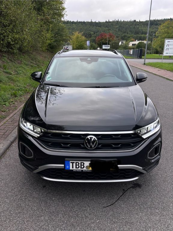 VW T-Roc 21.600 km 22.690 € Wertheim 97877