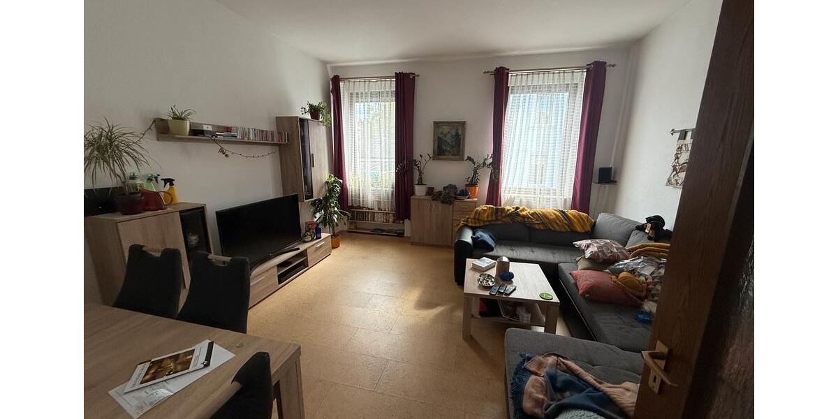 Etagenwohnung Würzburg Sanderau - 3 Zimmer, 74 m&sup2;, 800&euro; | Angebot:26236117