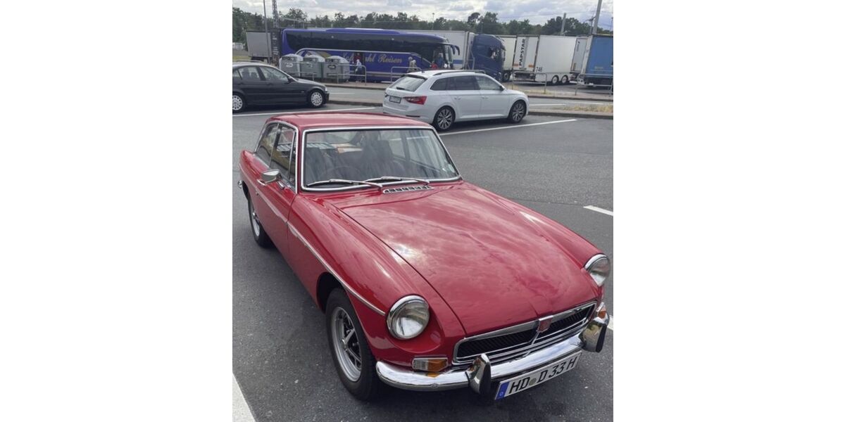 MG B 63.000 km 14.890 € Reichenberg 97234