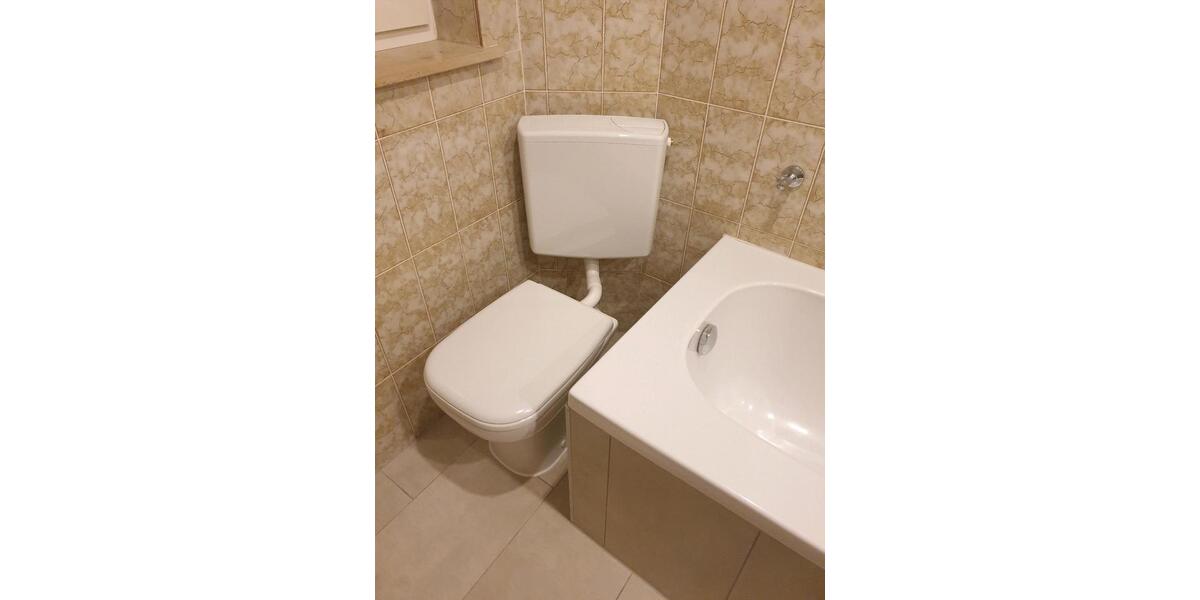 Dachgeschoßwohnung Rimpar - 3 Zimmer, 75 m&sup2;, 900&euro; | Angebot:26476793