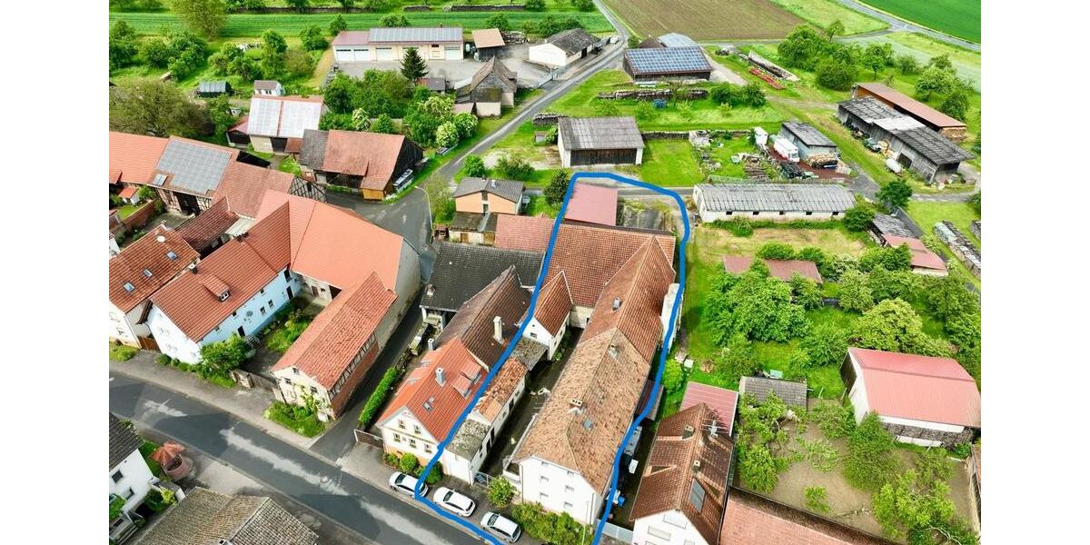 Mehrfamilienhaus, Wohnhaus Karsbach - 10 Zimmer, 210 m&sup2;, 270.000&euro; | Angebot:24627026