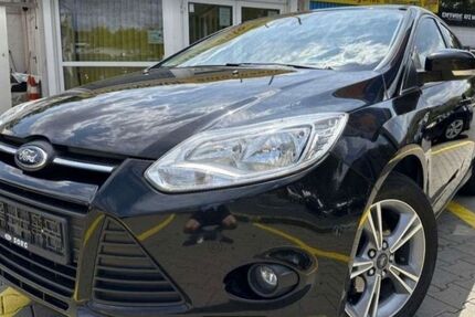 Ford Focus 195.000 km 3.200 &euro; Würzburg 97076