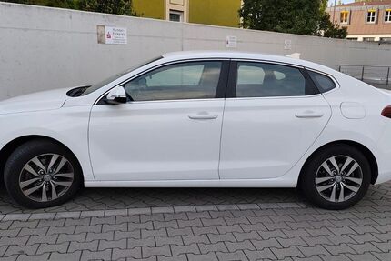 Hyundai i30 68.500 km 12.100 &euro; Würzburg 97084
