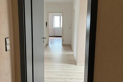 Wohnung Werneck - 3 Zimmer, 73 m&sup2;, 450&euro; | Angebot:25367431
