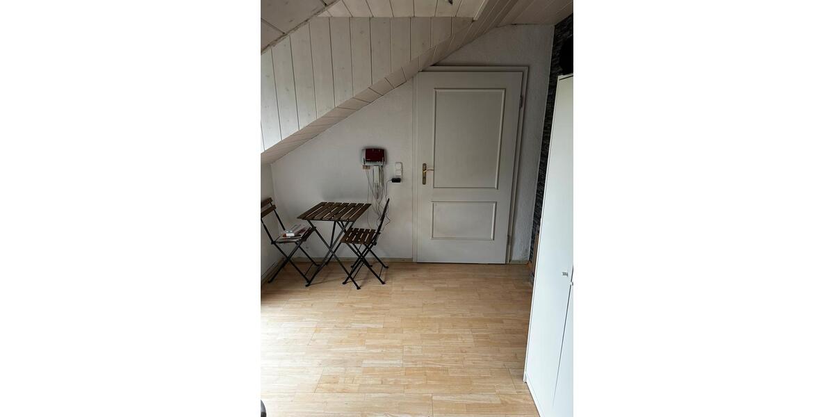 Dachgeschoßwohnung Hafenlohr - 2 Zimmer, 35 m&sup2;, 430&euro; | Angebot:26476745