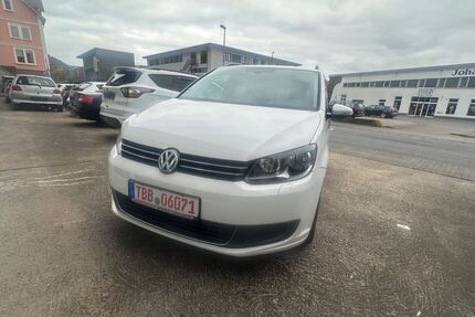 VW Touran 149.000 km 4.900 € Wertheim am Main 97877