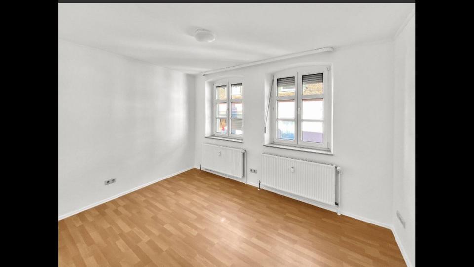 Etagenwohnung Kitzingen - 4 Zimmer, 93 m&sup2;, 245.000&euro; | Angebot:26440552