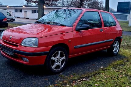 Renault Clio 81.000 km 1.490 &euro; Reichenberg,Albertshausen 97234