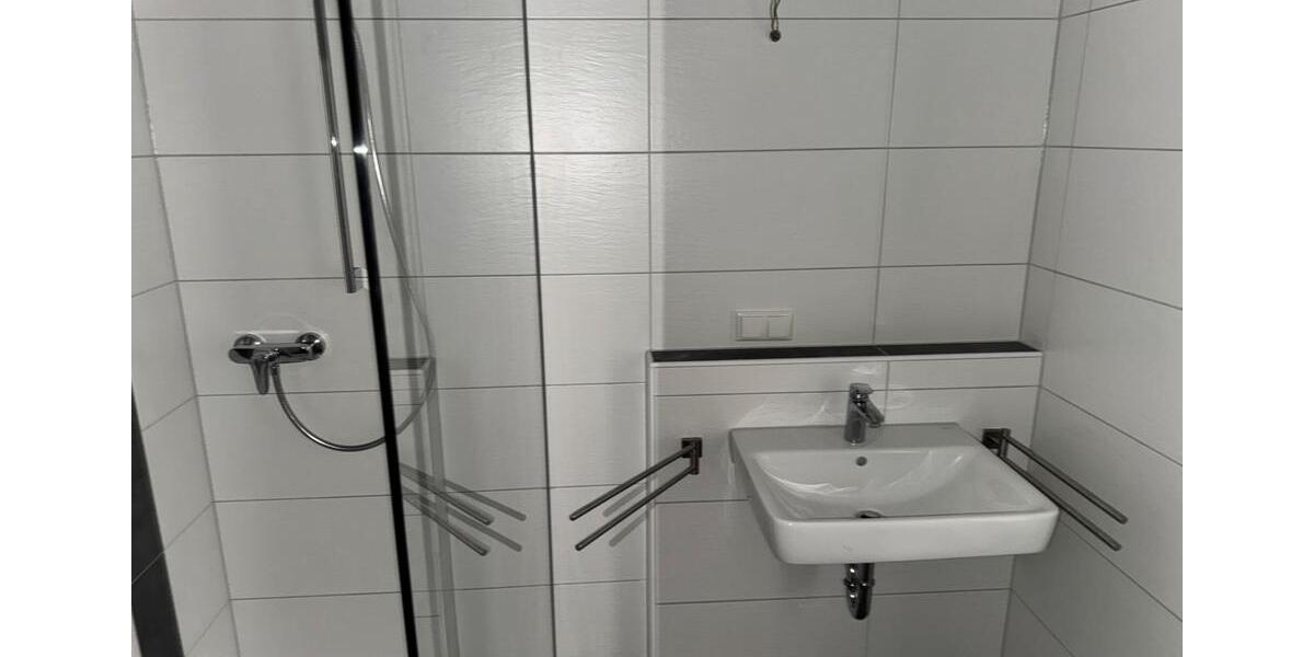 Etagenwohnung Röthlein - 3 Zimmer, 74 m&sup2;, 695&euro; | Angebot:25395590