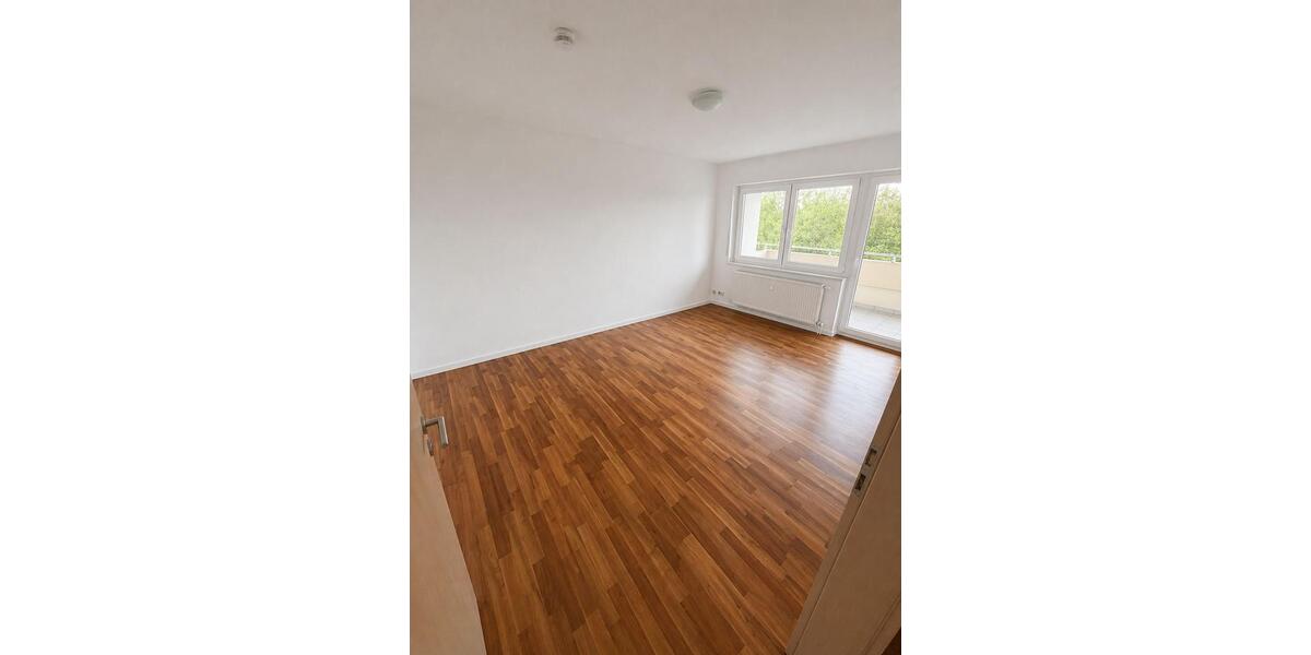 Etagenwohnung Veitshöchheim - 4 Zimmer, 100 m&sup2;, 1.400&euro; | Angebot:26614907