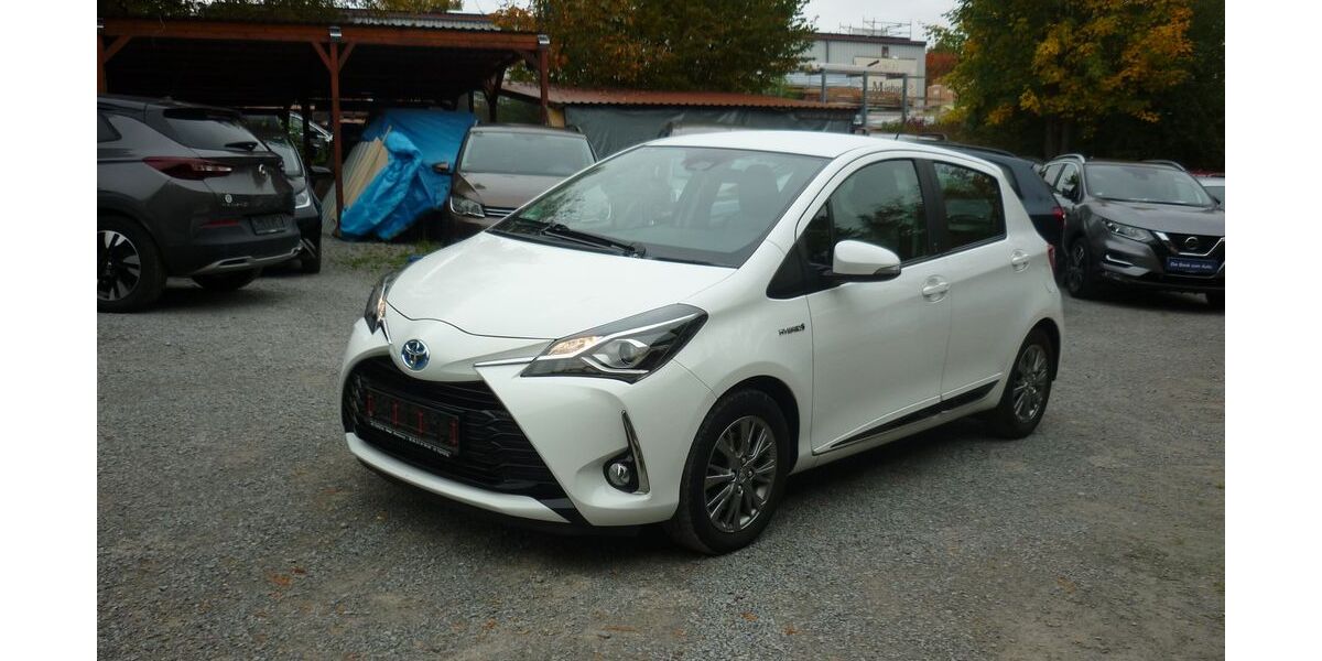 Toyota Yaris 60.000 km 13.990 &euro; Estenfeld bei Würzburg 97230