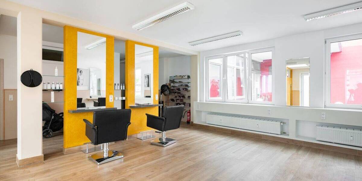 Mehrfamilienhaus, Wohnhaus Zell am Main - 2 Zimmer, 1 m&sup2;, 2.700.000&euro; | Angebot:25682353