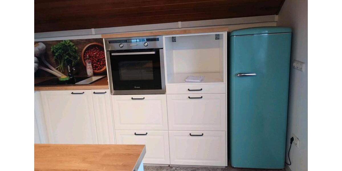 Dachgeschoßwohnung Waldbüttelbrunn - 3 Zimmer, 75 m&sup2;, 1.000&euro; | Angebot:26598082