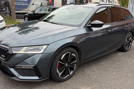 Skoda Octavia 142.000 km 22.900 € Würzburg 97084