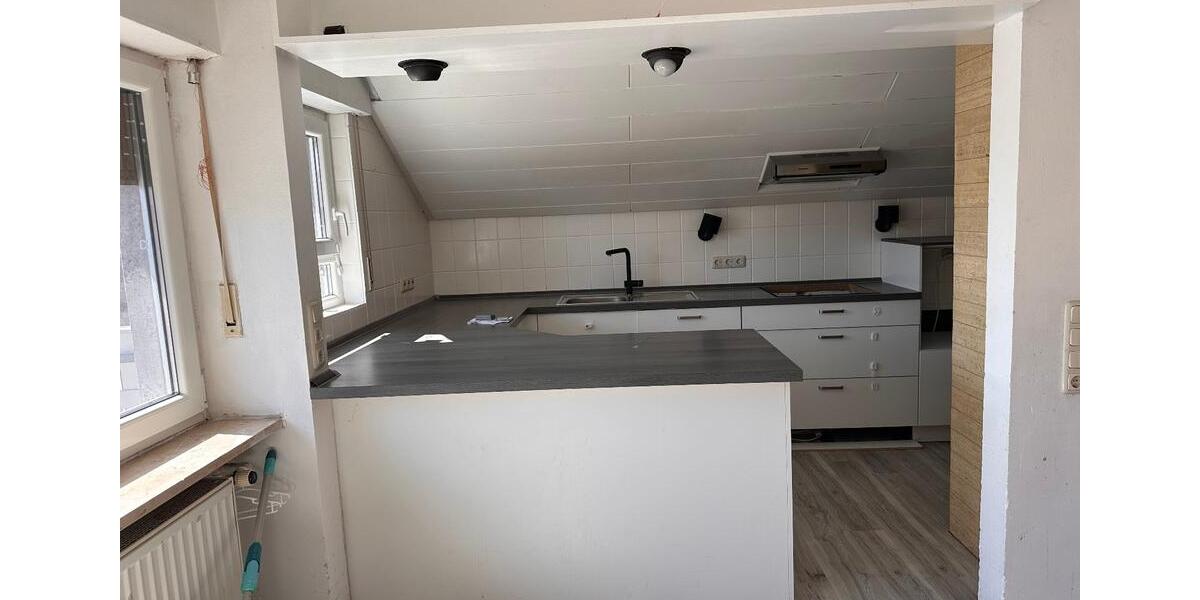 Einfamilienhaus Grünsfeld - 7 Zimmer, 195 m&sup2;, 385.000&euro; | Angebot:26567945