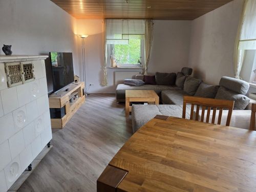 Zweifamilienhaus mit sehr schönem Ausblick in 97450 Arnstein-Müdesheim (ID 10566) 7 zimmer