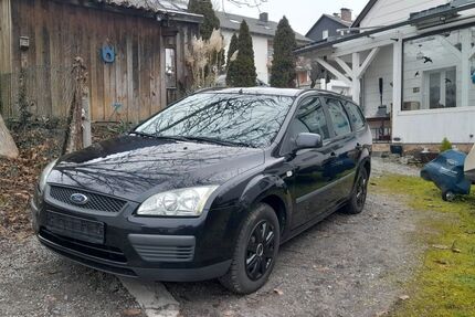 Ford Focus 185.900 km 2.690 € Arnstein-Heugrumbach 97450