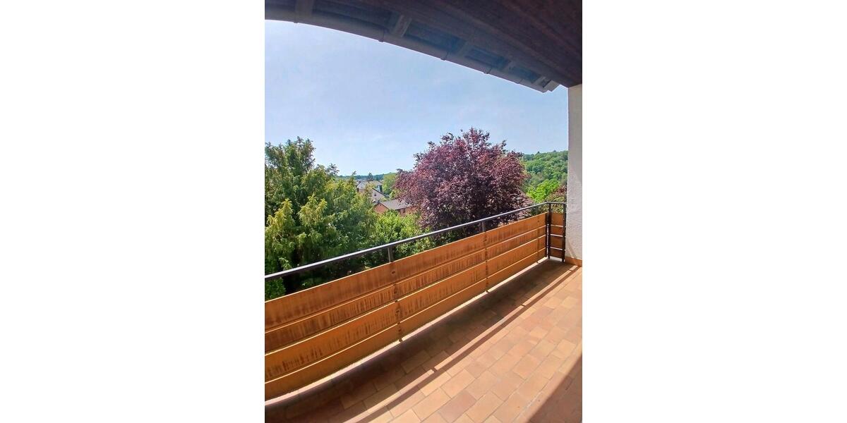 Etagenwohnung Würzburg Dürrbachau - 4 Zimmer, 89 m&sup2;, 980&euro; | Angebot:26699690