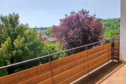 Wohnung Würzburg Dürrbachau - 4 Zimmer, 89 m&sup2;, 980&euro; | Angebot:26699690