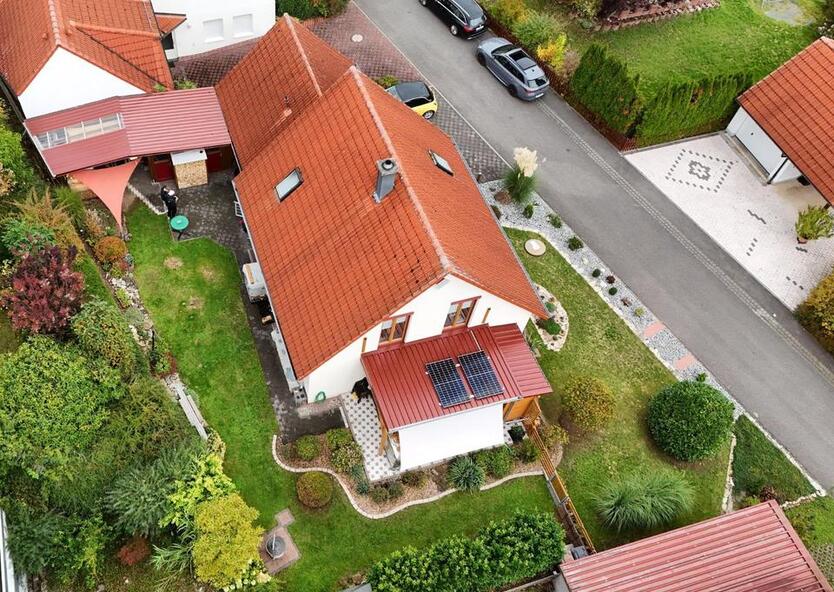 gepflegtes Einfamilienhaus mit Garten in Urspringen zu verkaufen zimmer