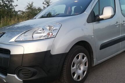 Peugeot Partner 252.000 km 2.500 &euro; Tauberbischofsheim 97941