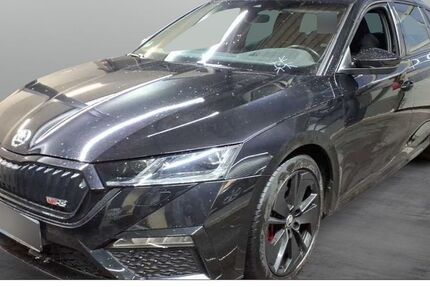 Skoda Octavia 106.500 km 26.880 &euro; Würzburg 97084