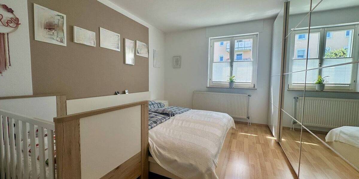 Etagenwohnung Zell am Main - 4 Zimmer, 105 m&sup2;, 350.000&euro; | Angebot:26438132