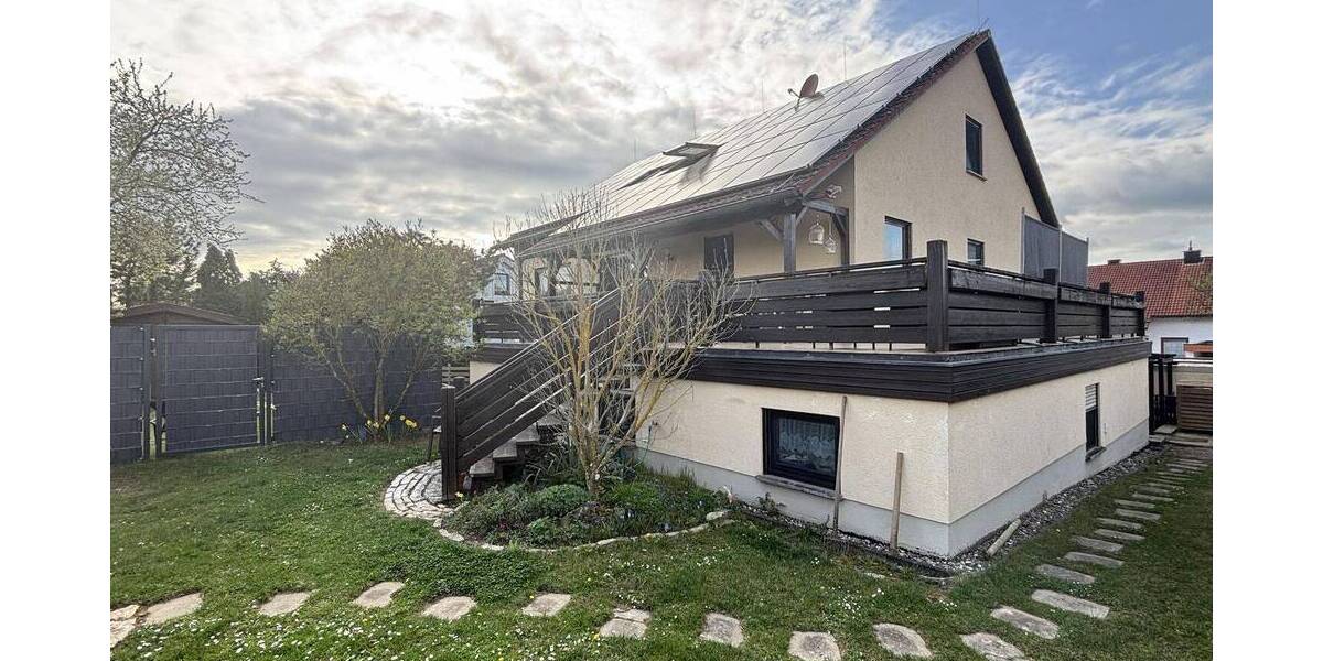 Mehrfamilienhaus, Wohnhaus Giebelstadt Ingolstadt - 9 Zimmer, 261 m&sup2;, 498.500&euro; | Angebot:26641791