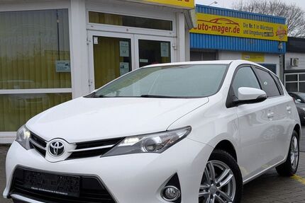 Toyota Auris 143.467 km 9.350 &euro; Würzburg 97078