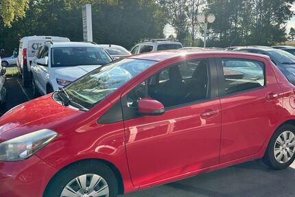 Toyota Yaris 220.000 km 4.600 € Würzburg 97076