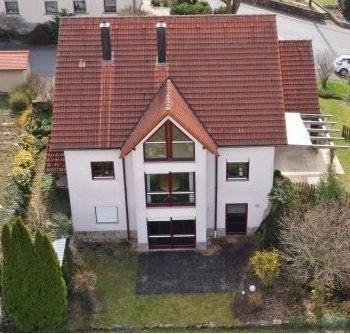 Einfamilienhaus Grünsfeld - 8 Zimmer, 256 m&sup2;, 390.000&euro; | Angebot:26713889