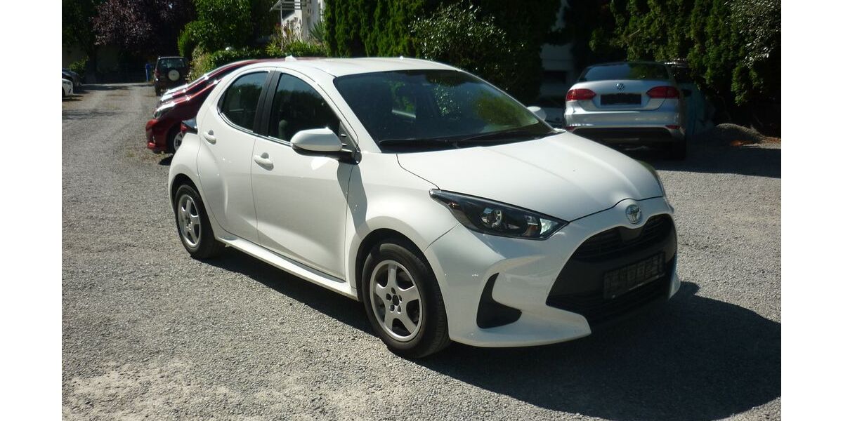 Toyota Yaris 38.667 km 14.500 &euro; Estenfeld bei Würzburg 97230