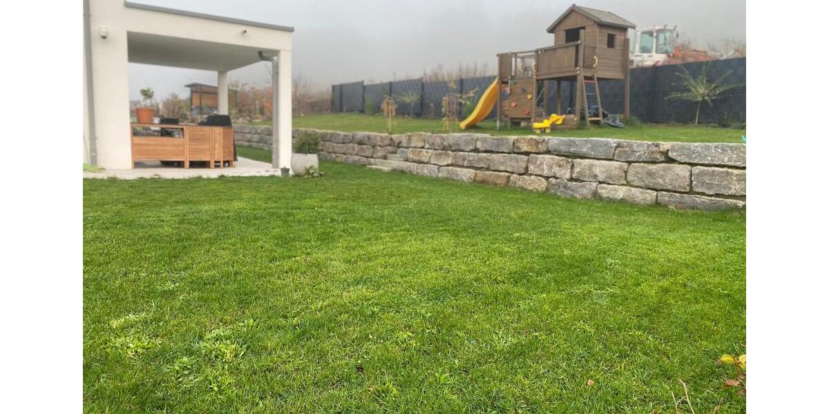 Villa Thüngen - 7 Zimmer, 210 m&sup2;, 2.500&euro; | Angebot:26129967