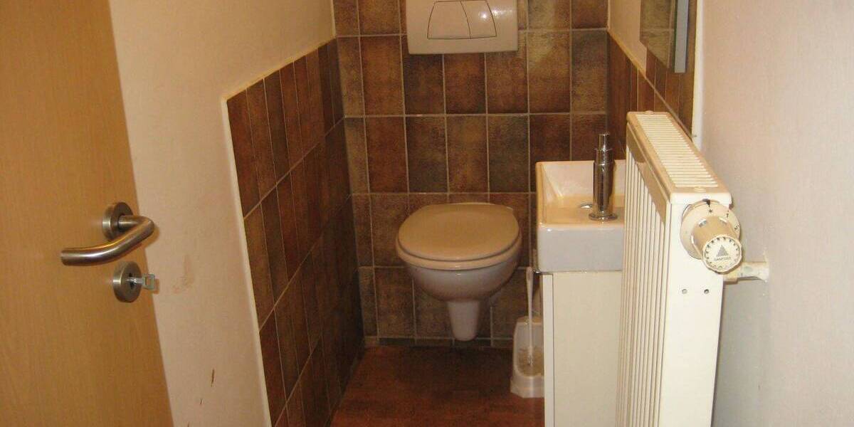 Mehrfamilienhaus, Wohnhaus Himmelstadt - 7 Zimmer, 170 m&sup2;, 200.000&euro; | Angebot:25694567