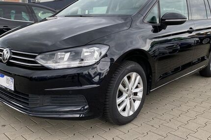 VW Touran 89.151 km 17.900 &euro; Bergtheim 97241
