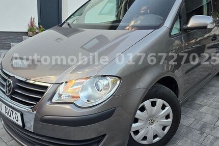 VW Touran 122.439 km 4.497 &euro; Würzburg 97076