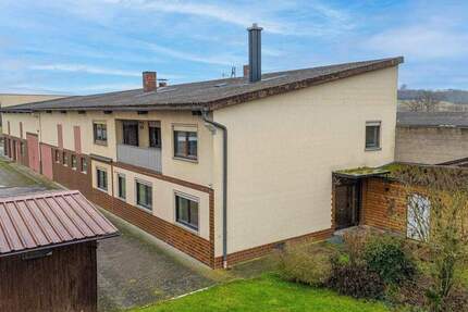Haus Schwebenried Schwebenried - 8 Zimmer, 209 m&sup2;, 300.000&euro; | Angebot:24296832