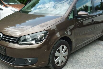 VW Touran 121.800 km 11.990 &euro; Estenfeld bei Würzburg 97230