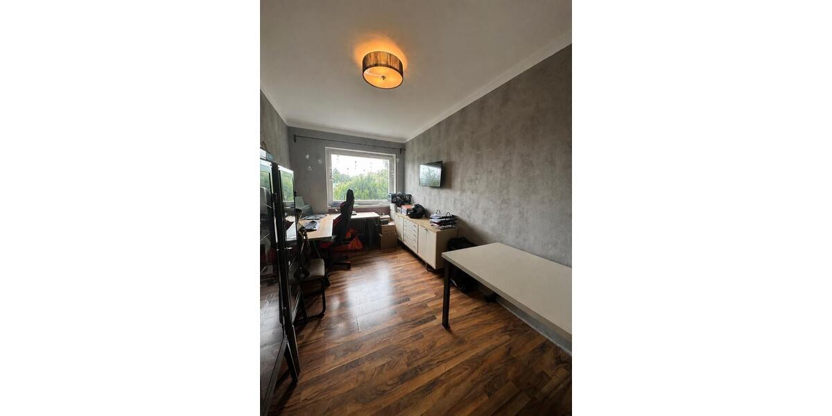 Hochparterre Kitzingen - 3 Zimmer, 87 m&sup2;, 220.000&euro; | Angebot:26823810